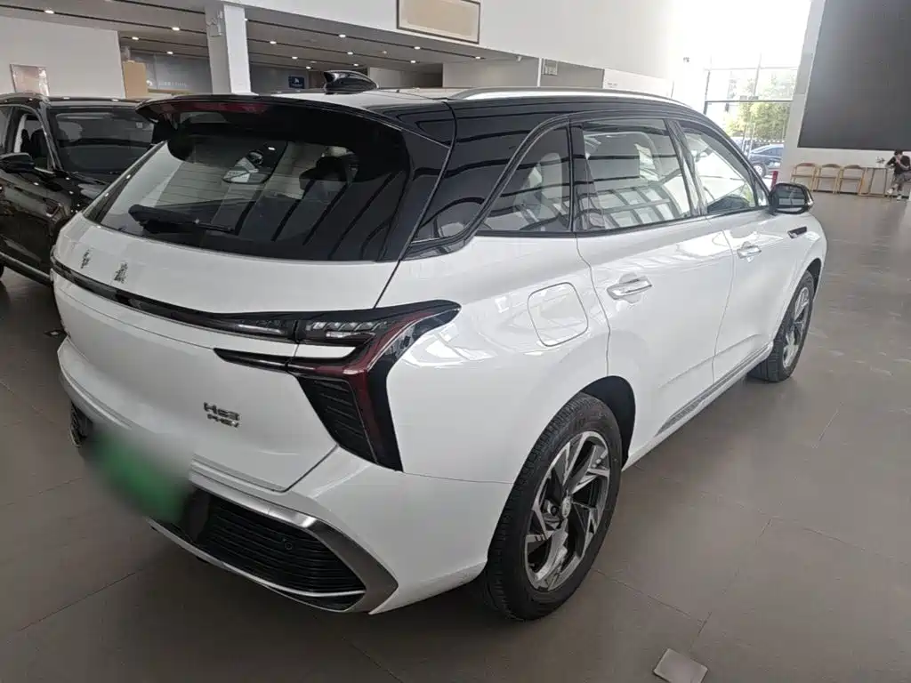 Hongqi Hongqi HS3 PHEV — миниатюра 7