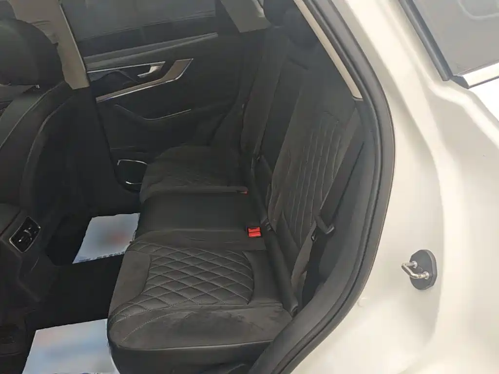 Hongqi Hongqi HS5 — миниатюра 17