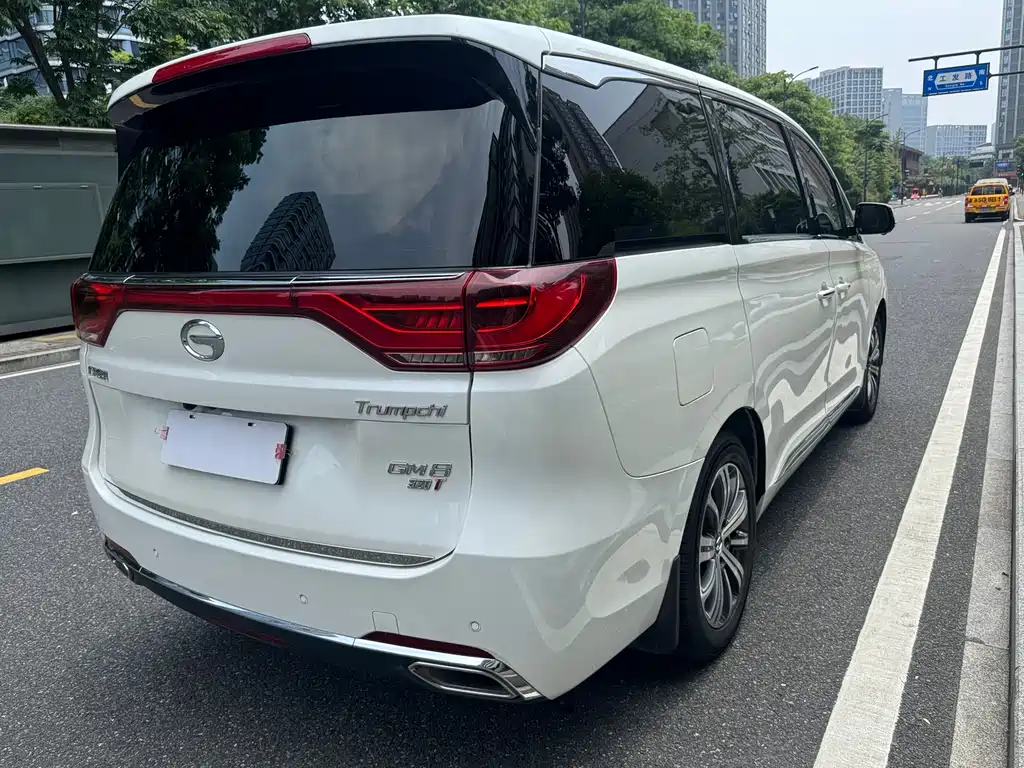 GAC M8 2018 320T Luxury