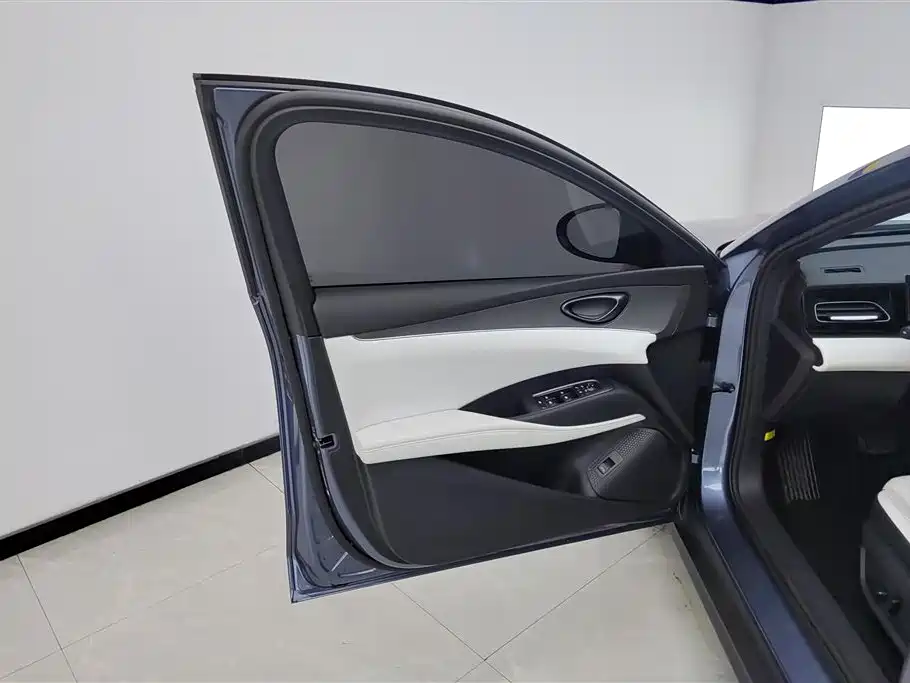 BYD Seal 06 06 2024 DM-i 120KM