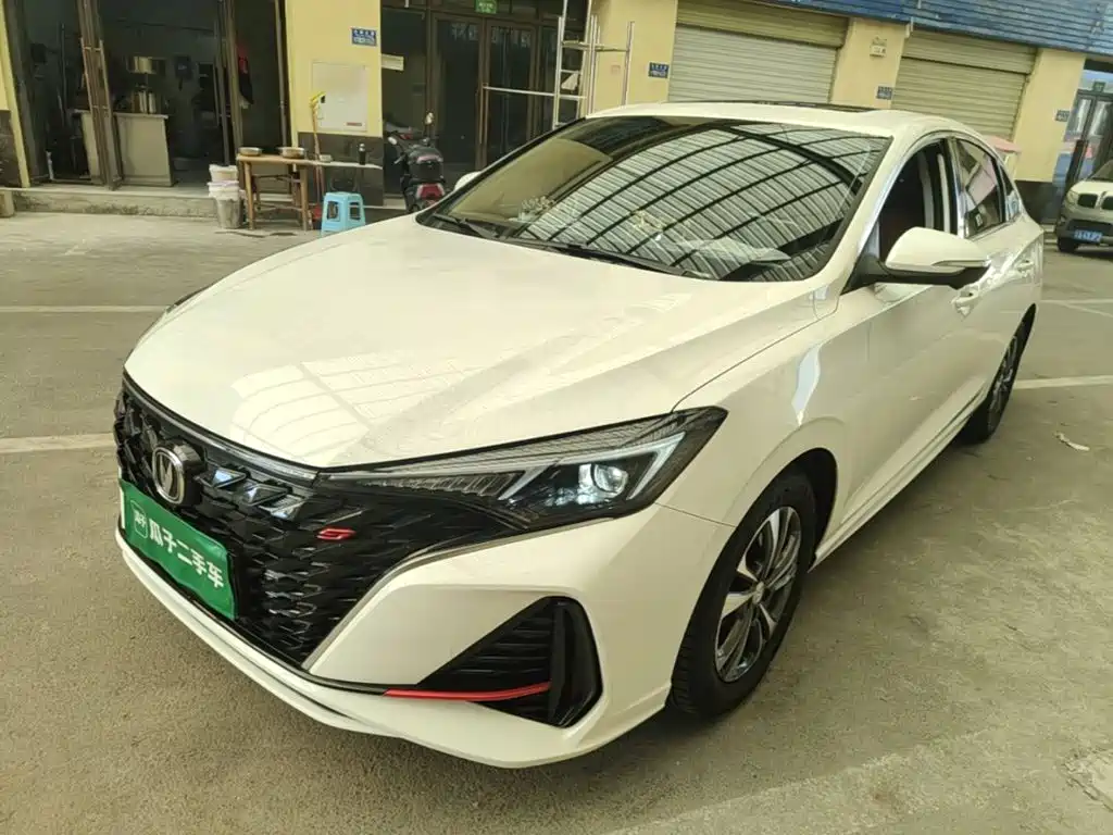 Changan Eado — миниатюра 2