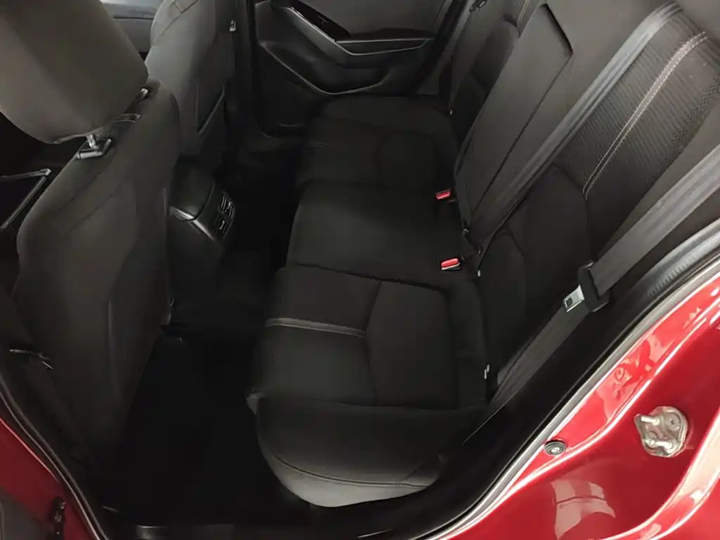 Mazda 3 Axela — миниатюра 17