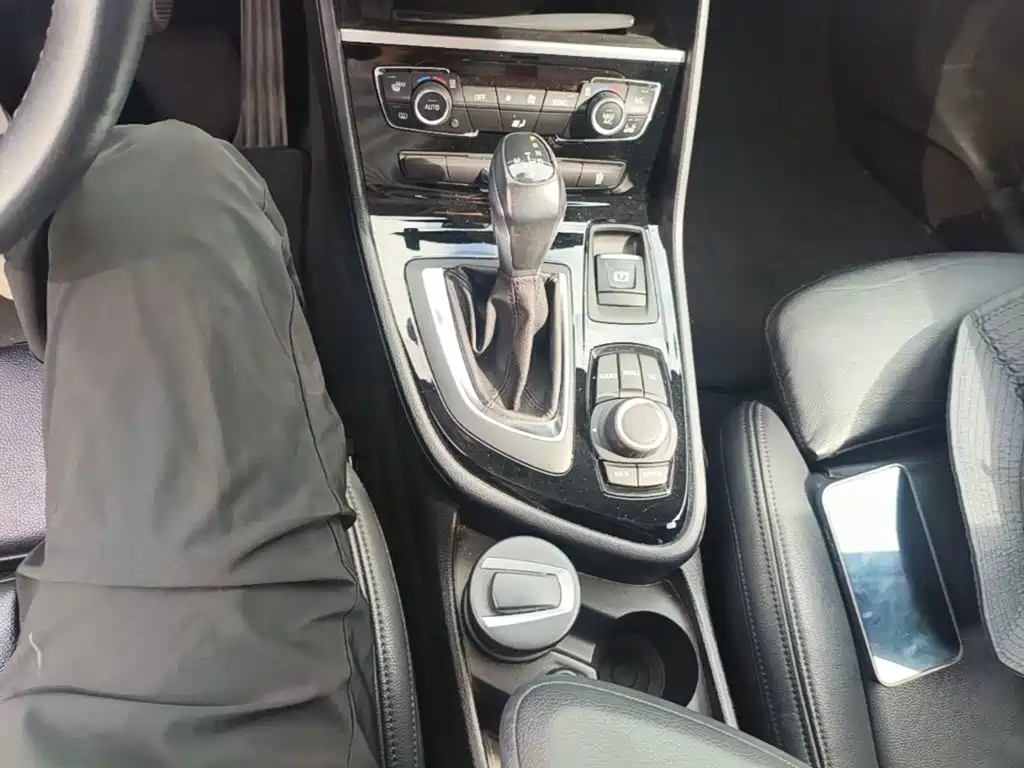 BMW 2 Series Active Tourer (Import) — миниатюра 14