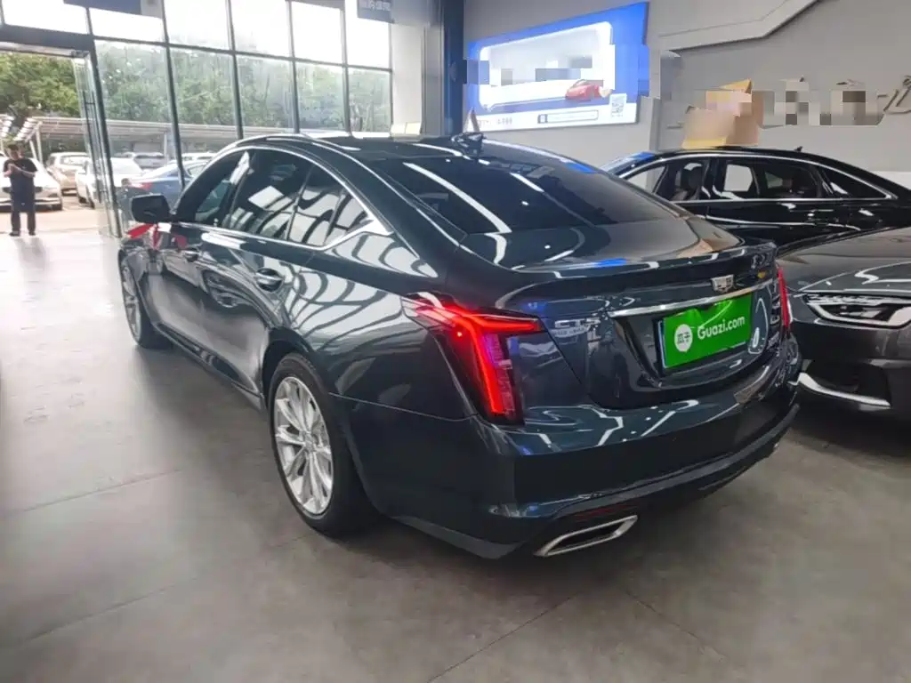 Cadillac CT5 — миниатюра 5