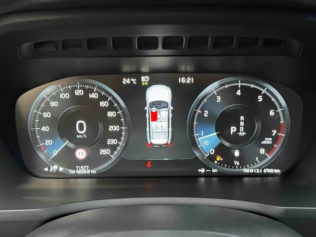 Volvo XC90 — миниатюра 16