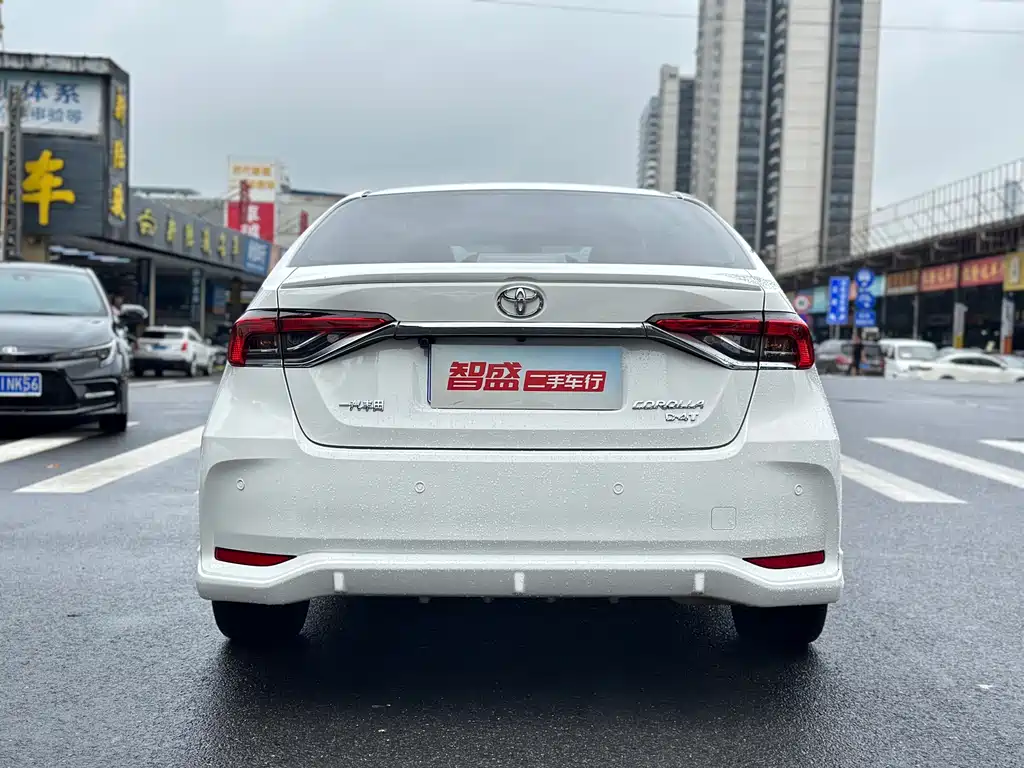 Toyota Corolla — миниатюра 3