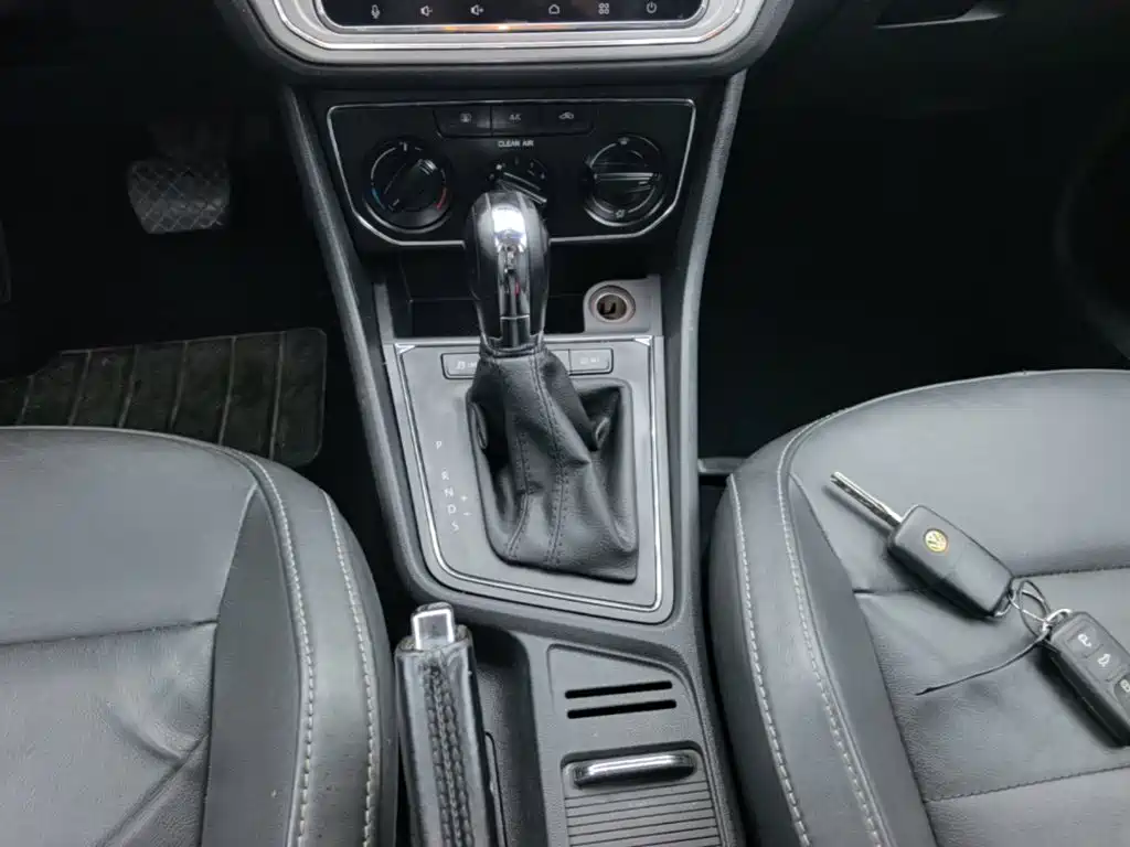 Volkswagen Lavida — миниатюра 14