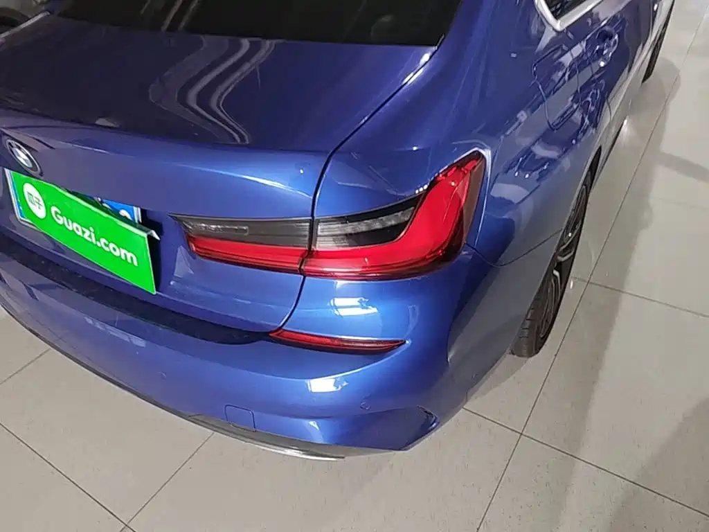 BMW 3 Series — миниатюра 8