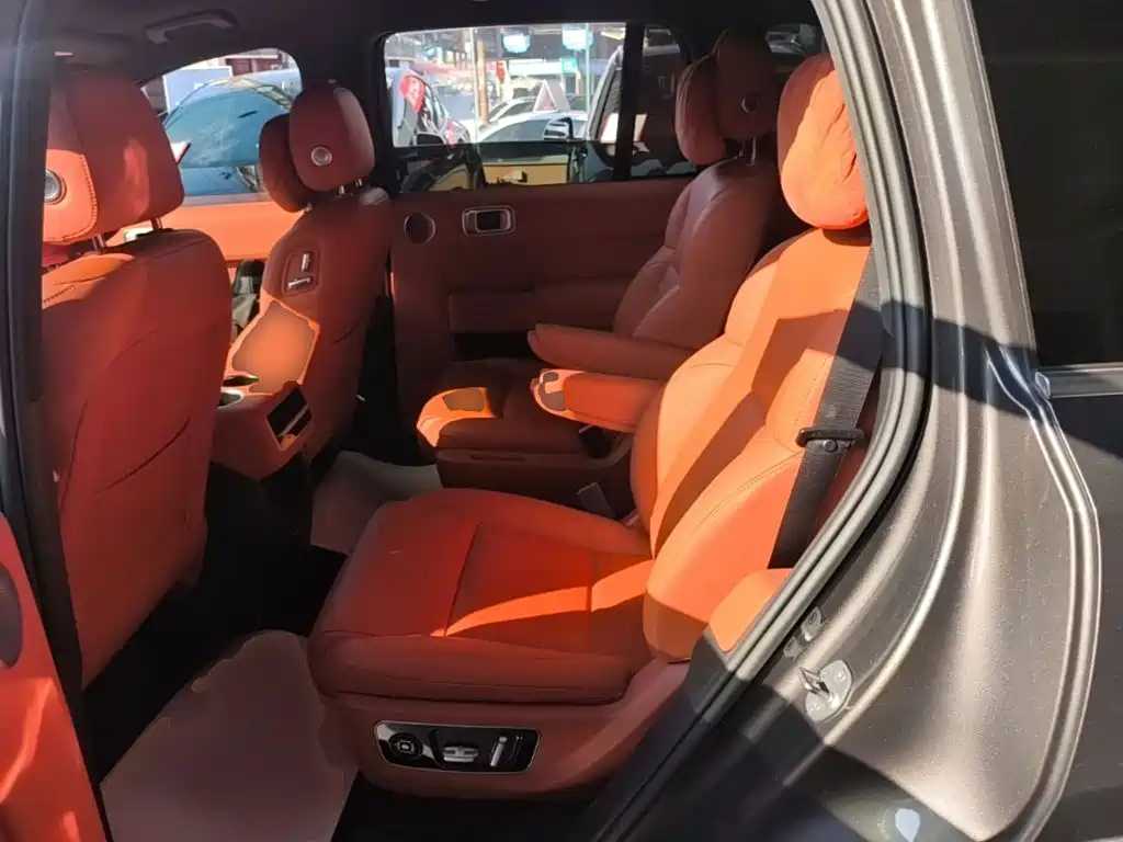 Li Auto Li L8 — миниатюра 17