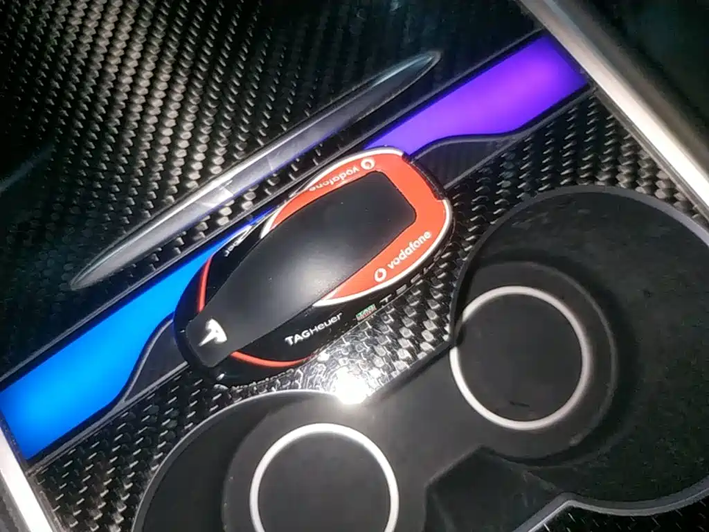 Tesla Model 3 — миниатюра 9