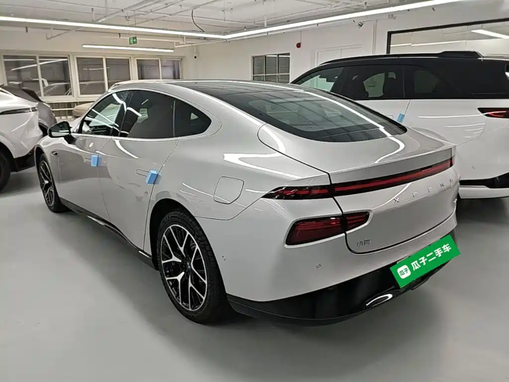XPeng P7 — миниатюра 5