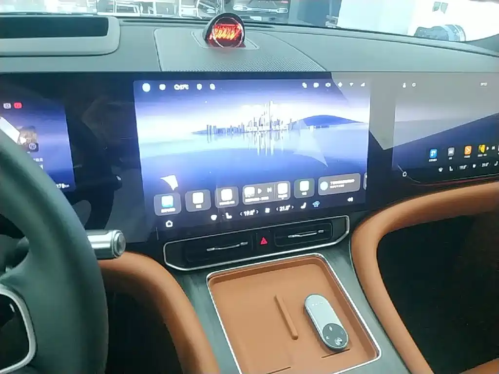 AITO AITO M9 — миниатюра 13