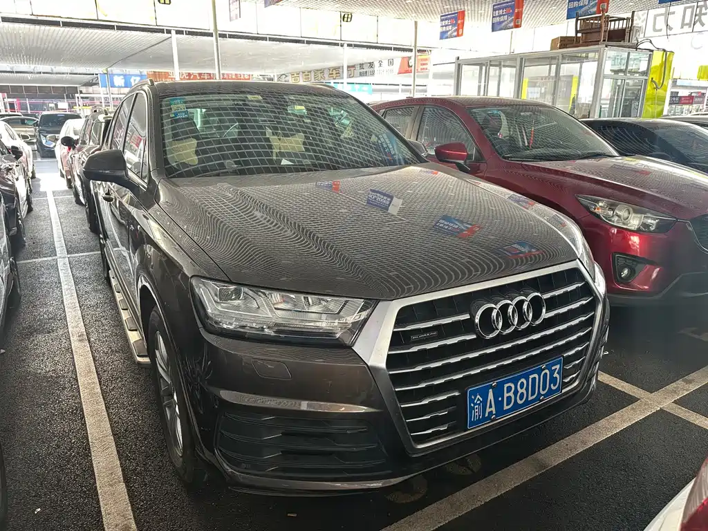 Audi Q7 — миниатюра 2