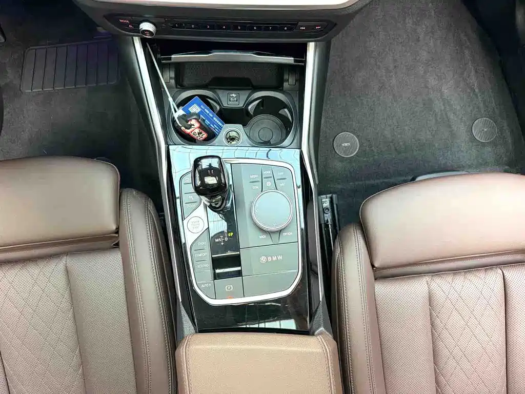 BMW 3 Series — миниатюра 13