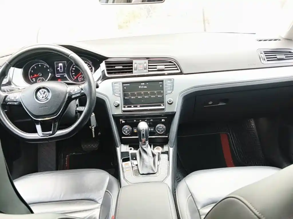Volkswagen Lamando — миниатюра 10
