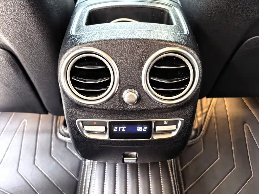 Mercedes-Benz GLC 2021 GLC 300 L 4MATIC