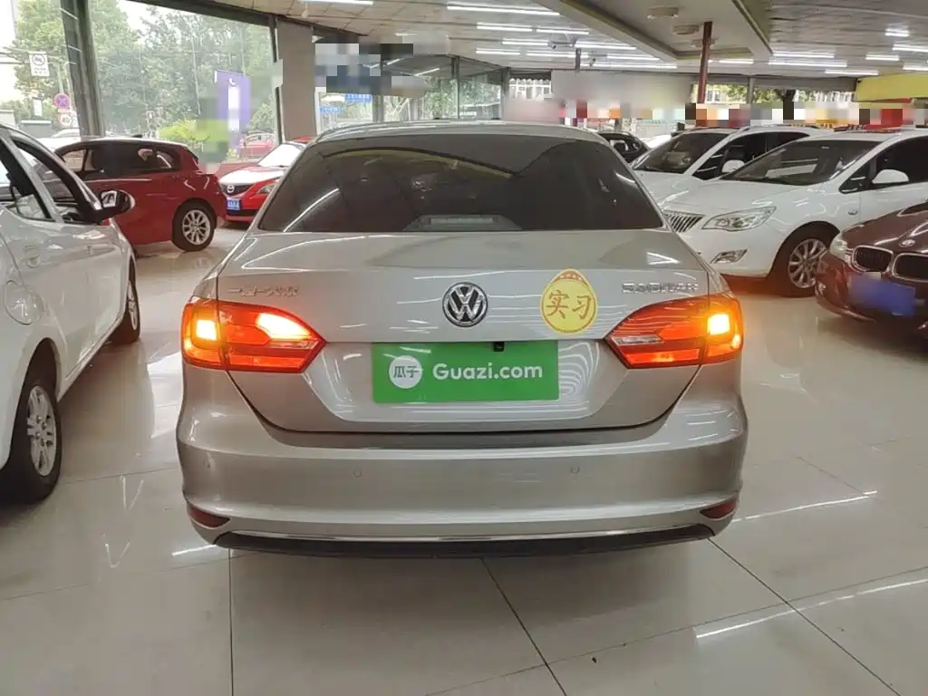 Volkswagen Sagitar — миниатюра 6