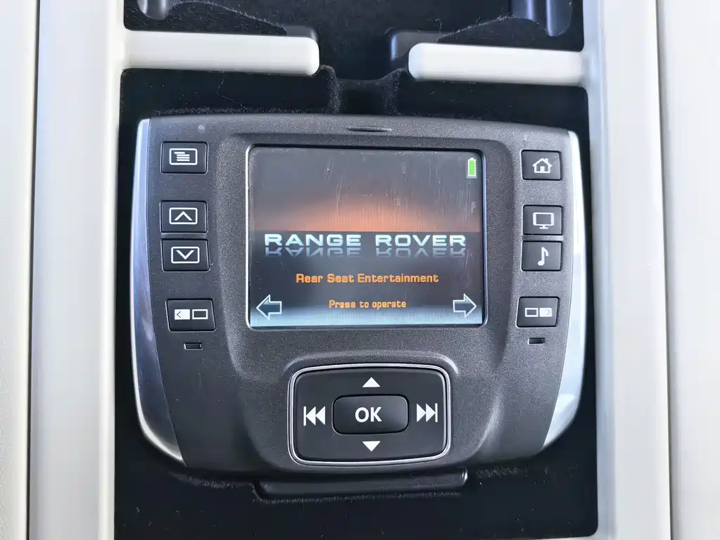 Land Rover Range Rover — миниатюра 20