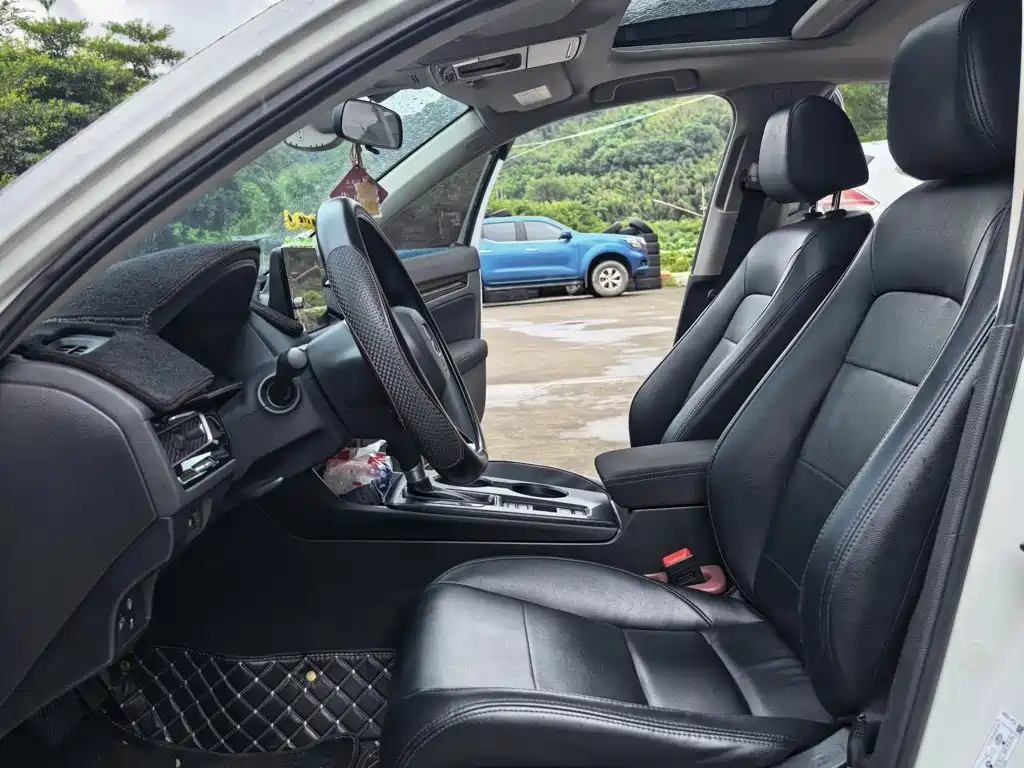 Honda Civic — миниатюра 8
