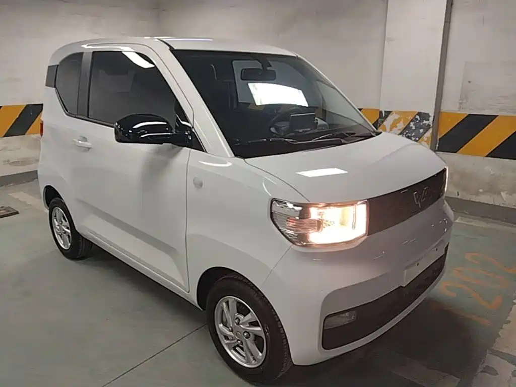 Wuling MINIEV — миниатюра 4