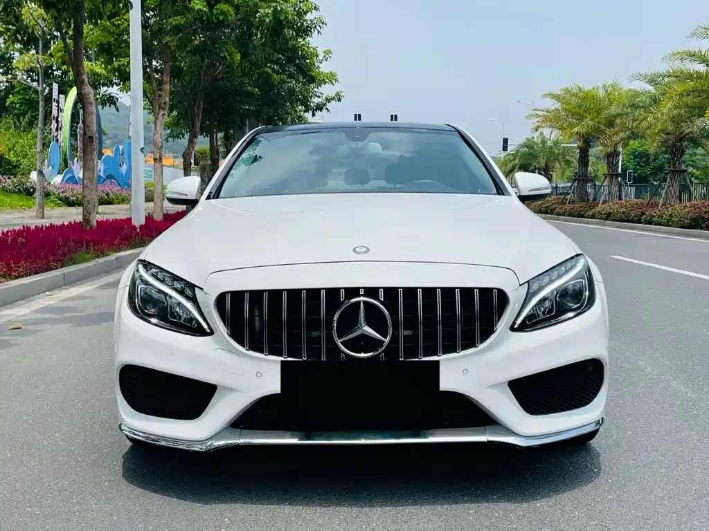 Mercedes-Benz C-Class — миниатюра 2
