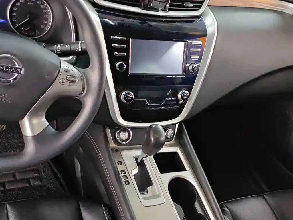 Nissan Murano — миниатюра 9