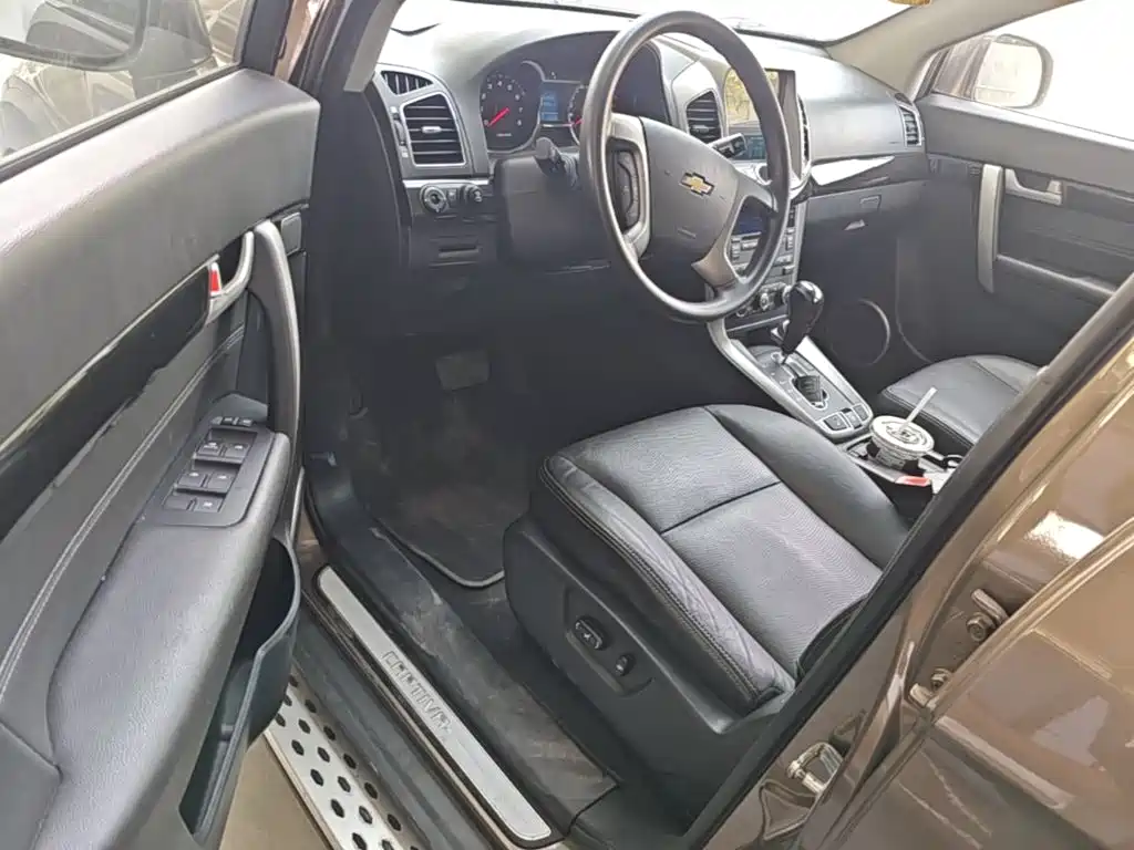 Chevrolet Captiva — миниатюра 16