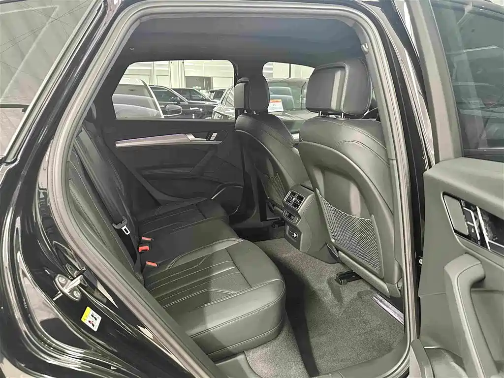 Audi Q5L — миниатюра 15