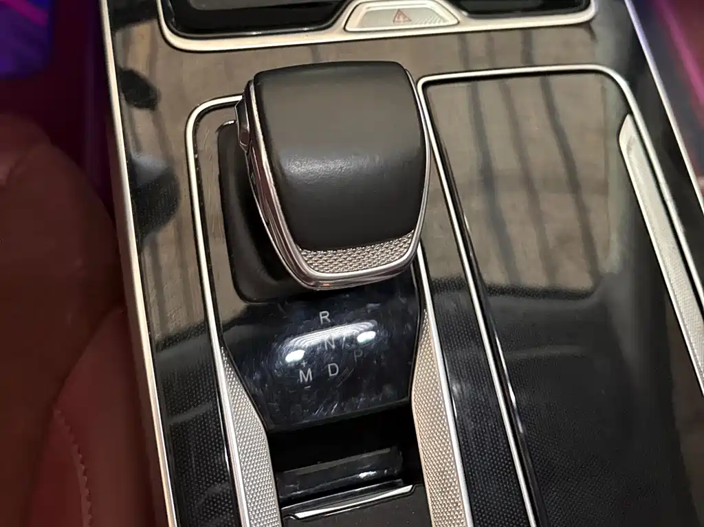 Hongqi Hongqi HS5 — миниатюра 14