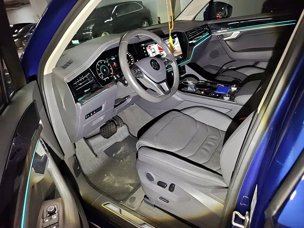 Volkswagen Touareg — миниатюра 17