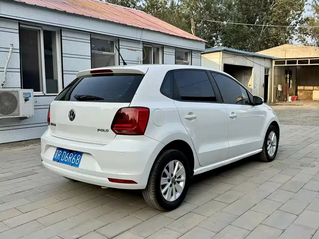 Volkswagen Polo — миниатюра 7