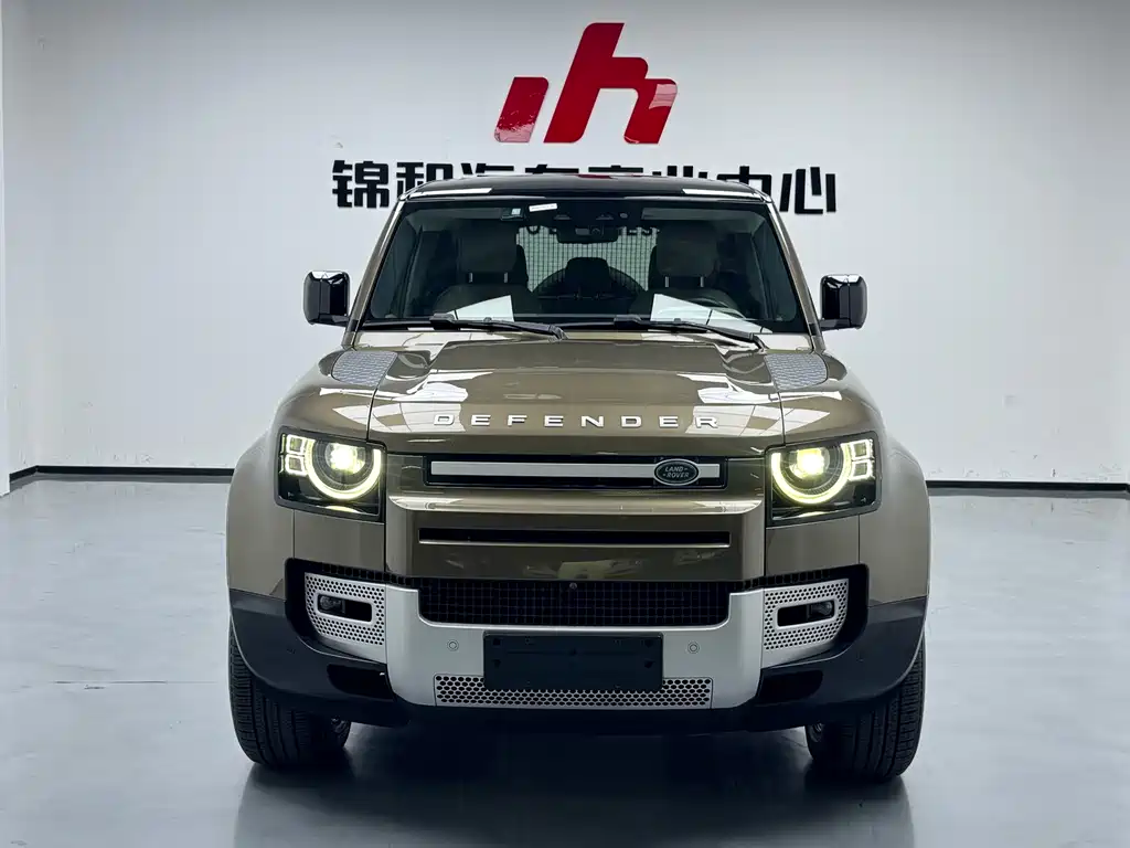 Land Rover Defender — миниатюра 3