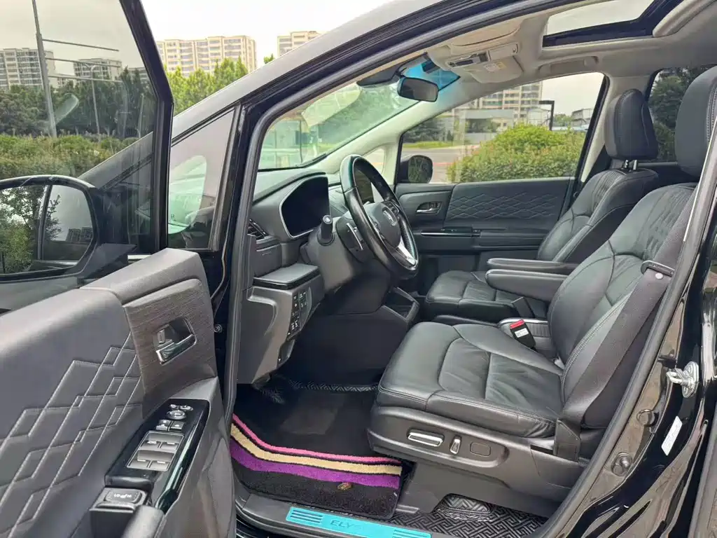 Honda Elysion — миниатюра 3