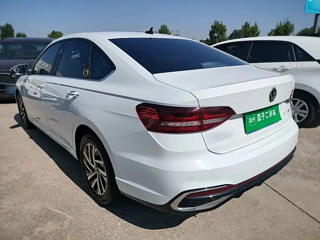 Volkswagen Lavida — миниатюра 5
