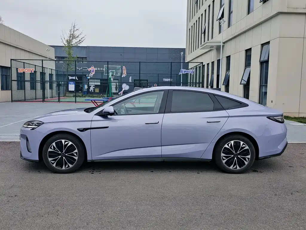BYD 海豹07 EV — миниатюра 6