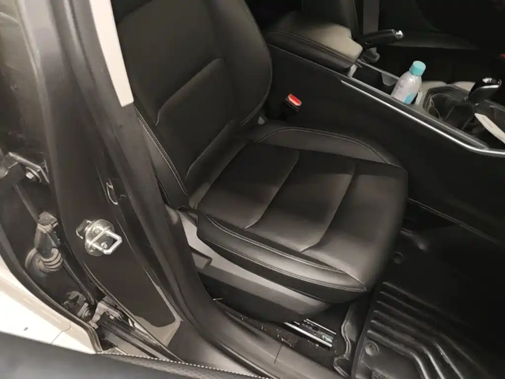 Geely Emgrand — миниатюра 25