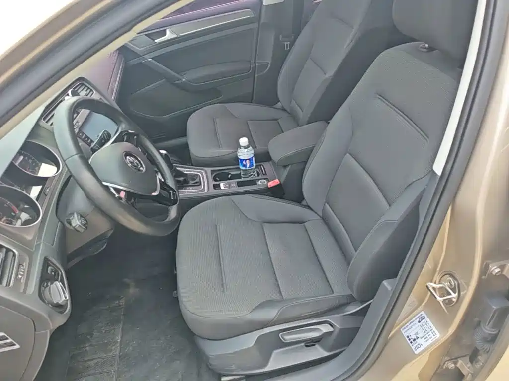 Volkswagen Golf — миниатюра 15