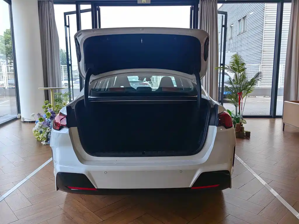 BMW 2 Series — миниатюра 6