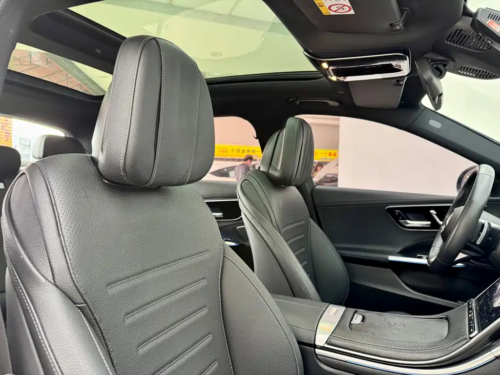 Mercedes-Benz C-Class — миниатюра 15