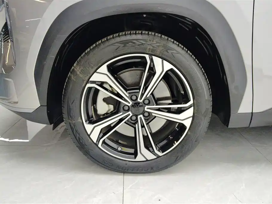 GEELY GALAXY GALAXY L7