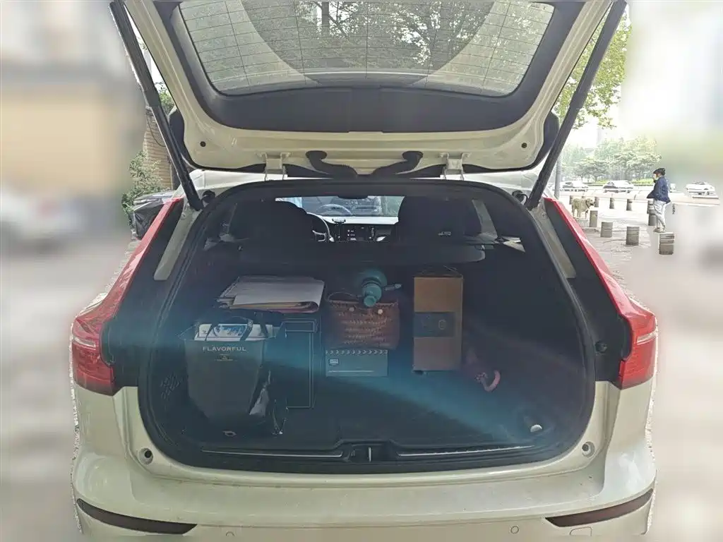 Volvo V60 2022 B5 Sport