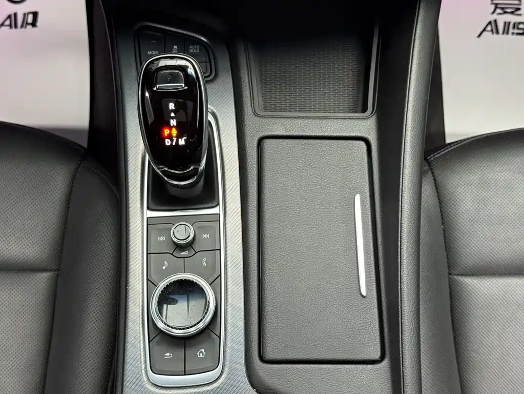 Cadillac CT5 — миниатюра 16