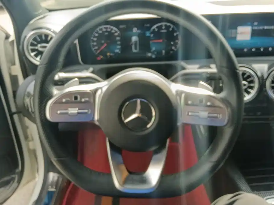 Mercedes-Benz A-Class — миниатюра 15