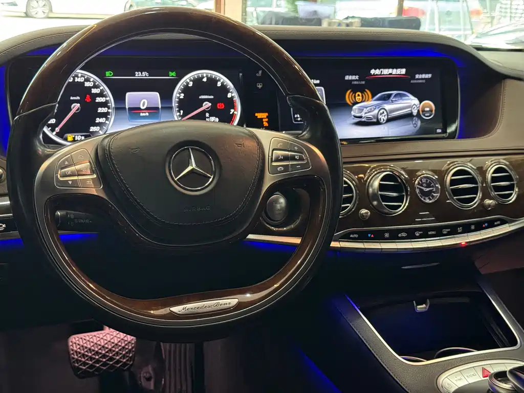 Mercedes-Benz S-Class — миниатюра 8