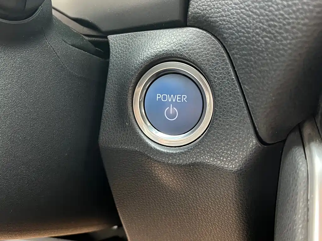 Toyota RAV4 Prime — миниатюра 23