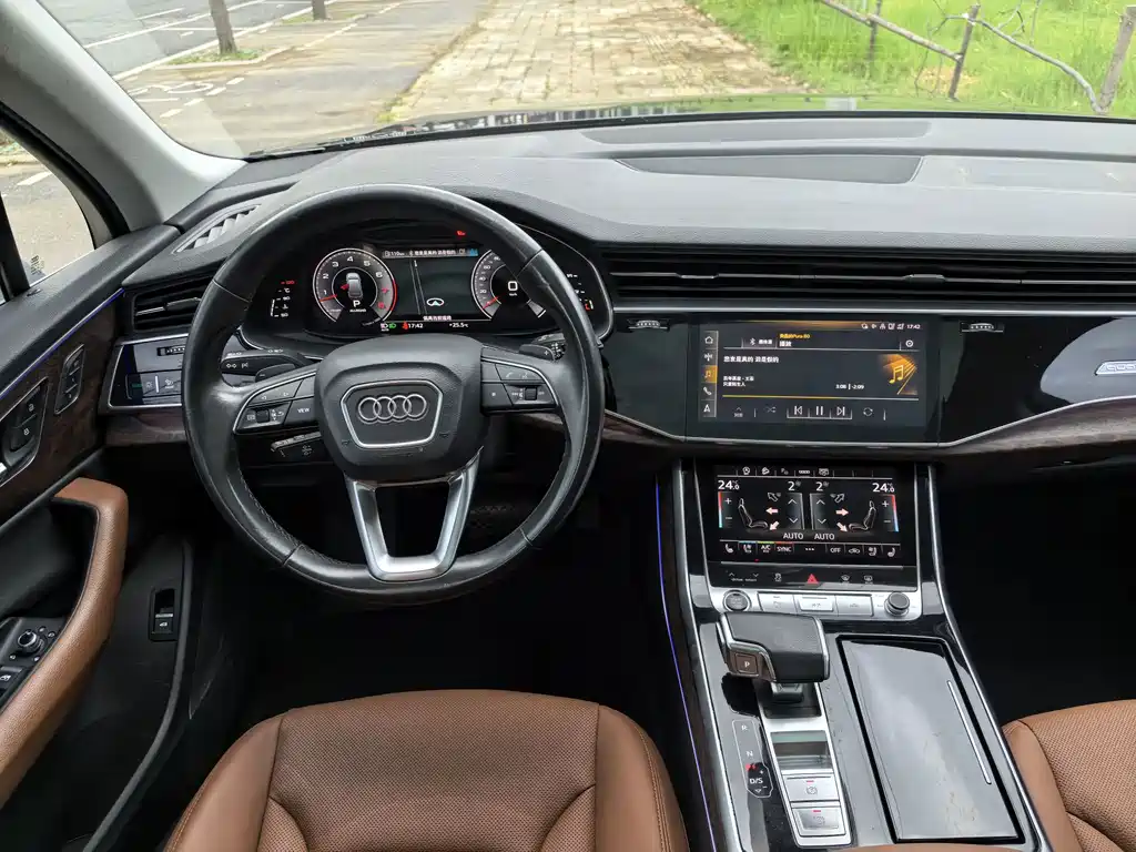 Audi Q7 — миниатюра 17