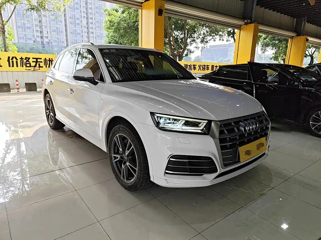 Audi Q5L — миниатюра 3