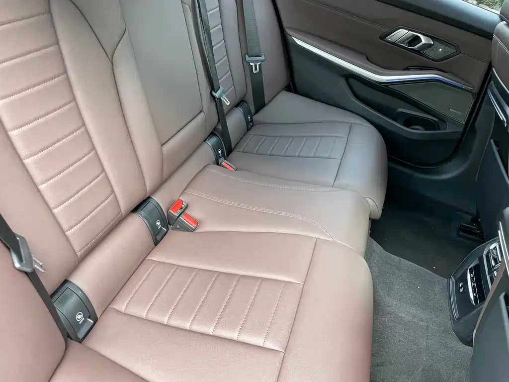 BMW 3 Series — миниатюра 15