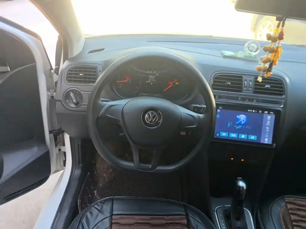 Volkswagen Polo — миниатюра 11