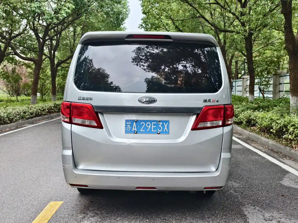 JAC Refine Refine M4 — миниатюра 3
